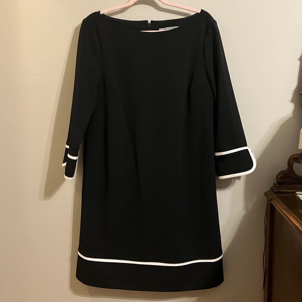 Marc New York by Andrew Marc Black shift Dress